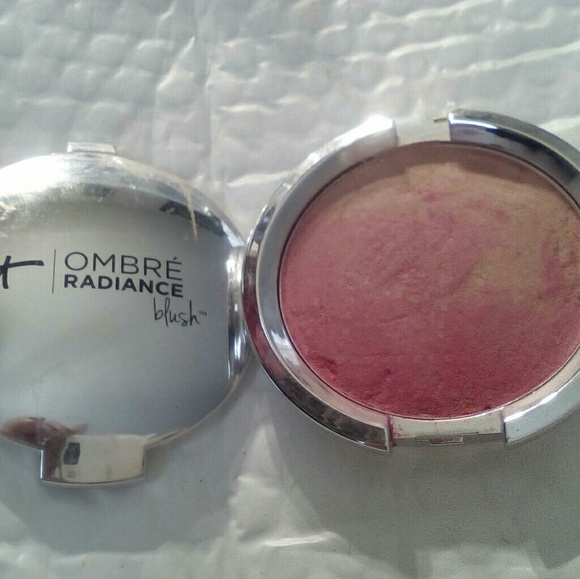 Makeup bundle - Picture 2 of 5